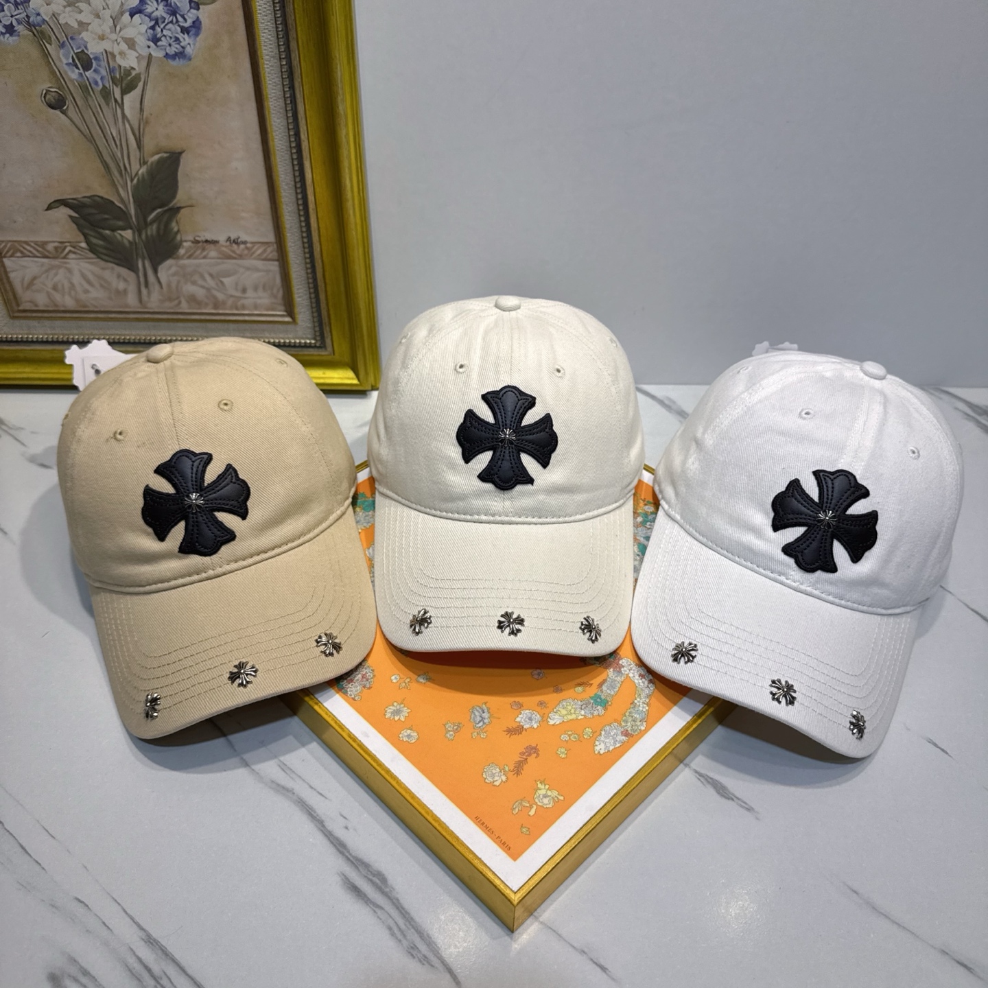 劲爆春夏新款【克罗心】原单官网同款纯棉棒球帽🧢，全钢五金欧美重工手法，曰韩潮流，时尚大气，美女必入款❤️