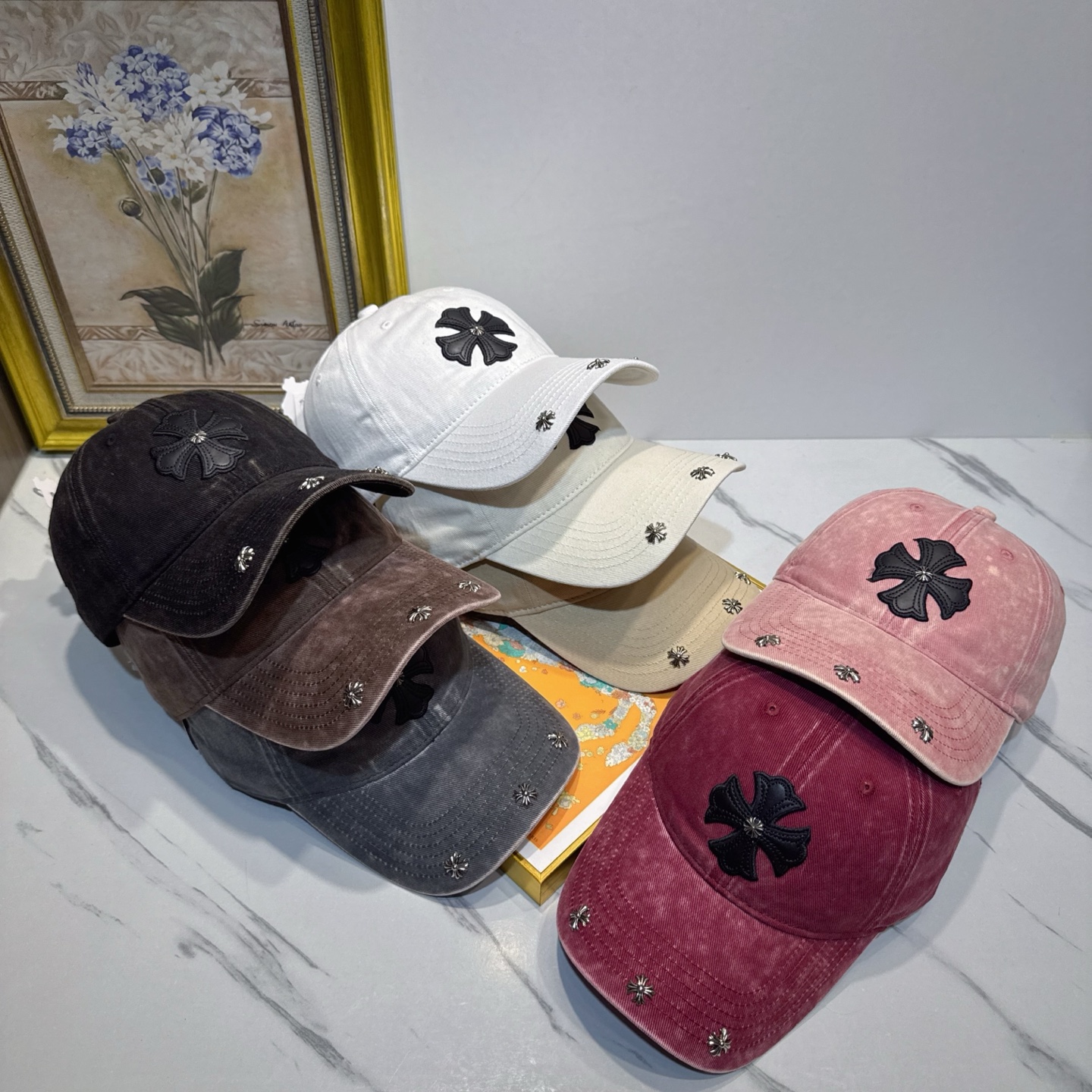 劲爆春夏新款【克罗心】原单官网同款纯棉棒球帽🧢，全钢五金欧美重工手法，曰韩潮流，时尚大气，美女必入款❤️