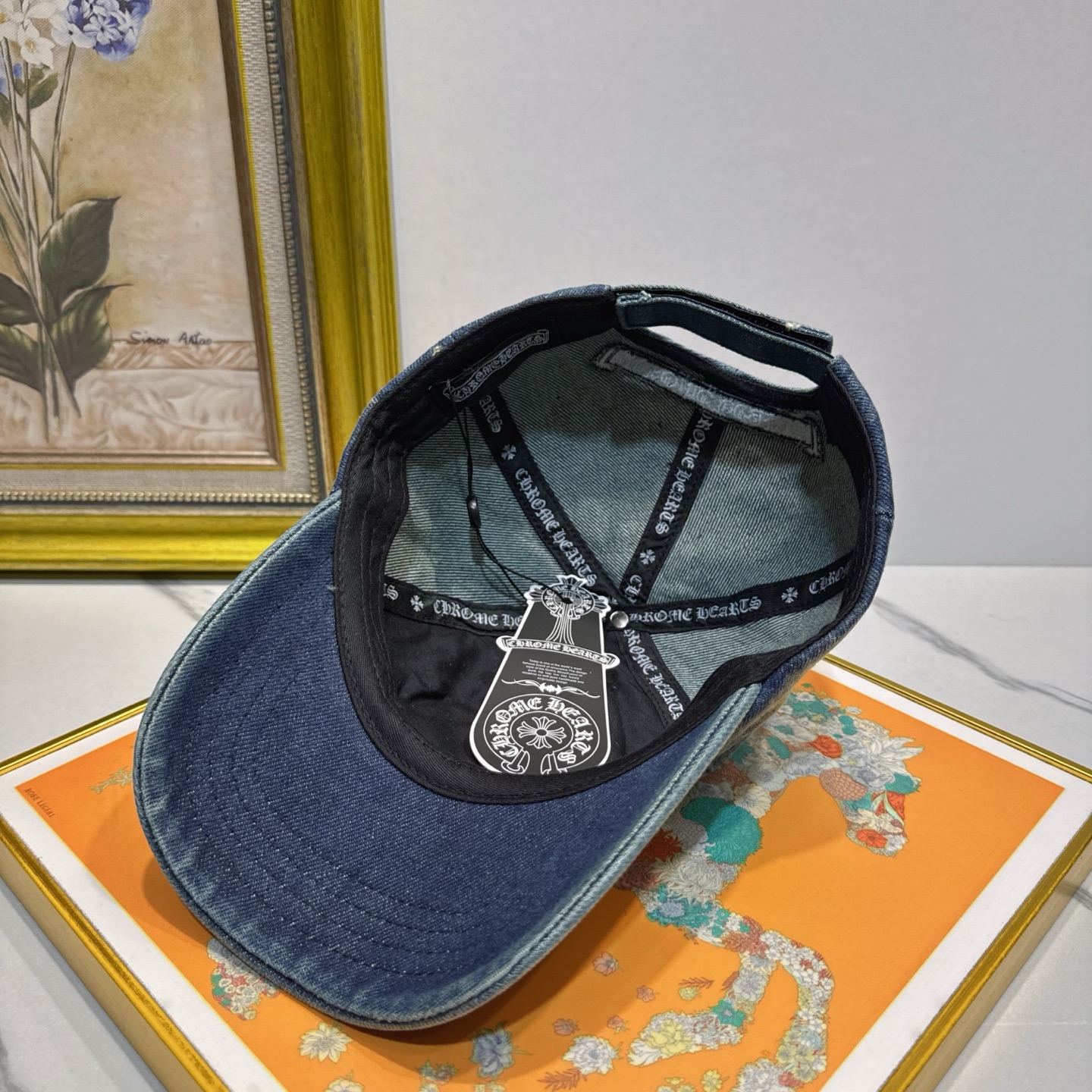 劲爆春夏新款【克罗心】原单官网同款纯棉棒球帽🧢，全钢五金欧美重工手法，曰韩潮流，时尚大气，美女必入款❤️