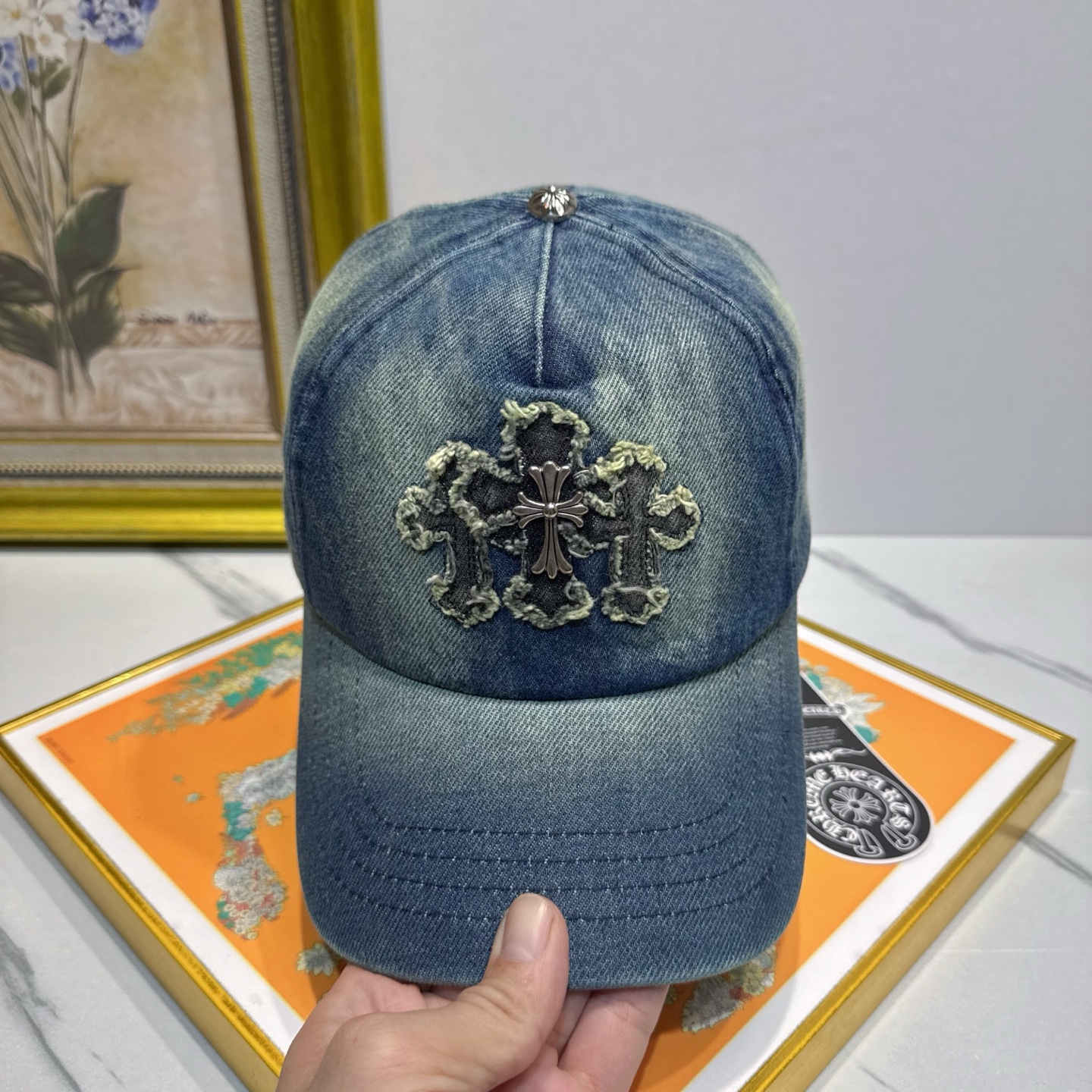 劲爆春夏新款【克罗心】原单官网同款纯棉棒球帽🧢，全钢五金欧美重工手法，曰韩潮流，时尚大气，美女必入款❤️