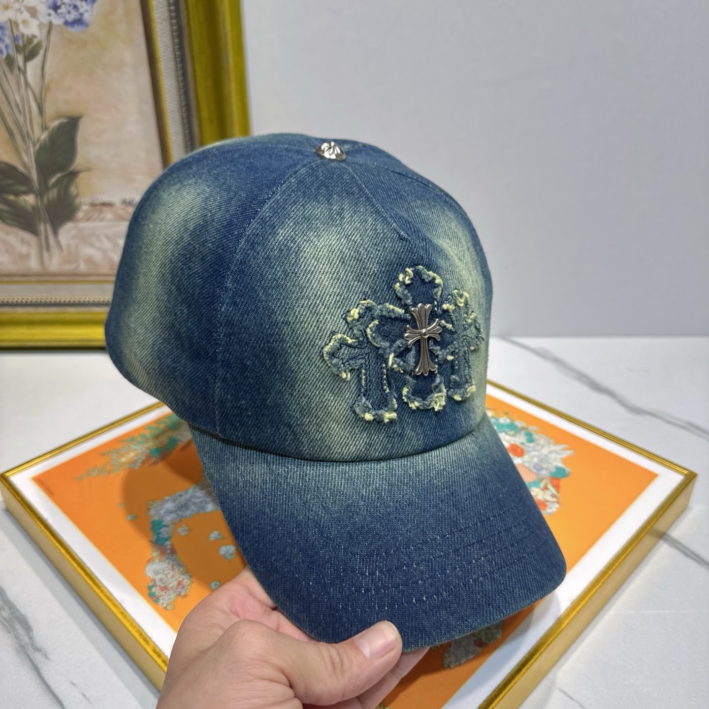 劲爆春夏新款【克罗心】原单官网同款纯棉棒球帽🧢，全钢五金欧美重工手法，曰韩潮流，时尚大气，美女必入款❤️