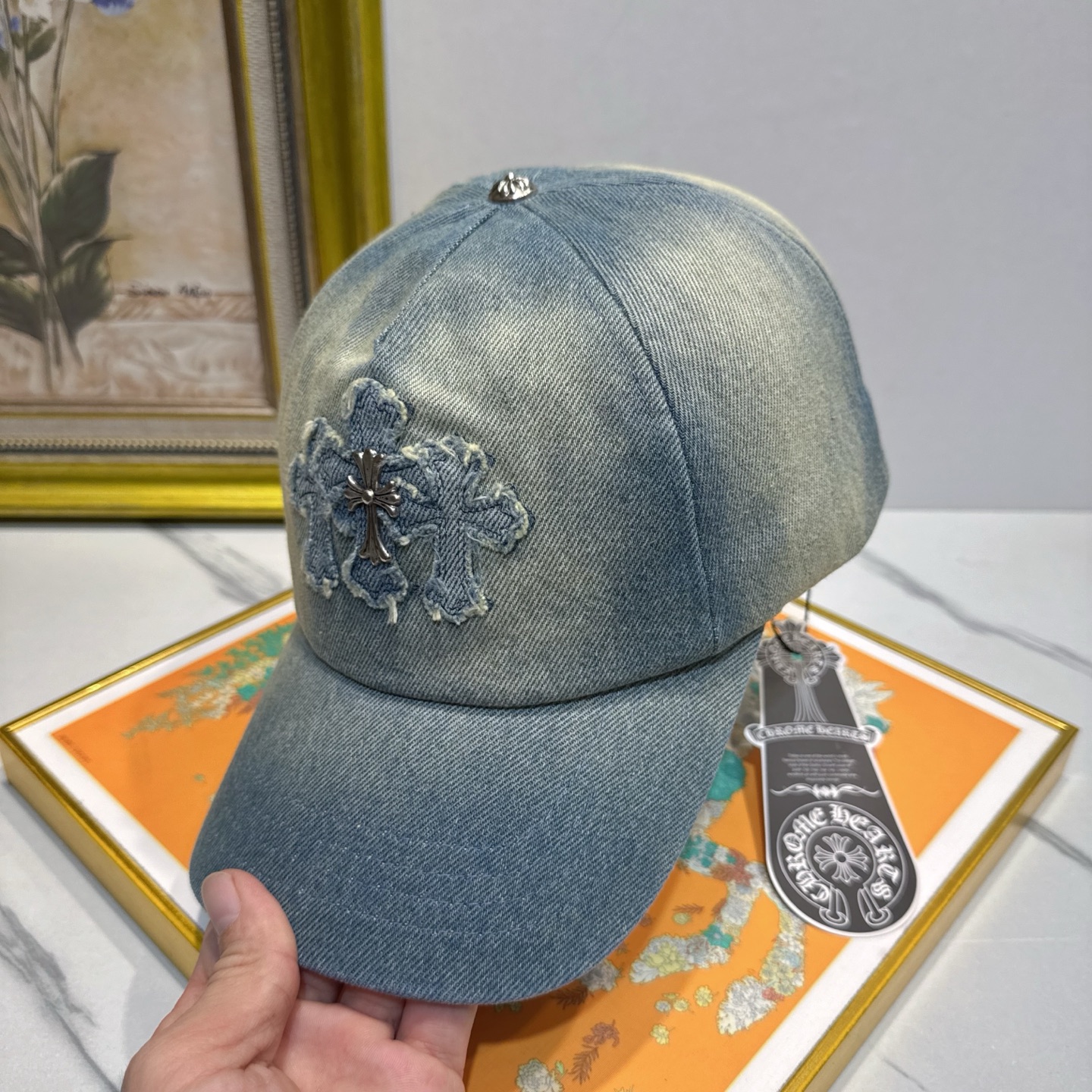 劲爆春夏新款【克罗心】原单官网同款纯棉棒球帽🧢，全钢五金欧美重工手法，曰韩潮流，时尚大气，美女必入款❤️