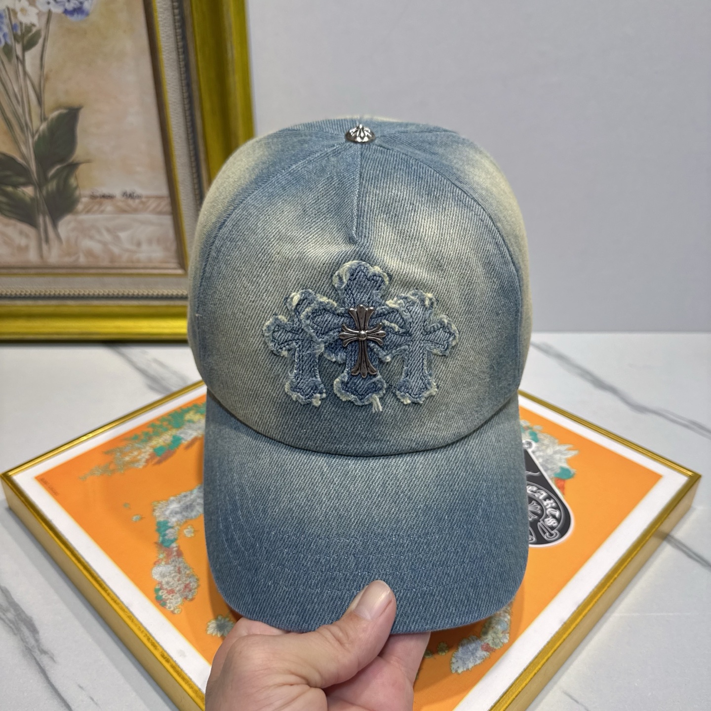 劲爆春夏新款【克罗心】原单官网同款纯棉棒球帽🧢，全钢五金欧美重工手法，曰韩潮流，时尚大气，美女必入款❤️