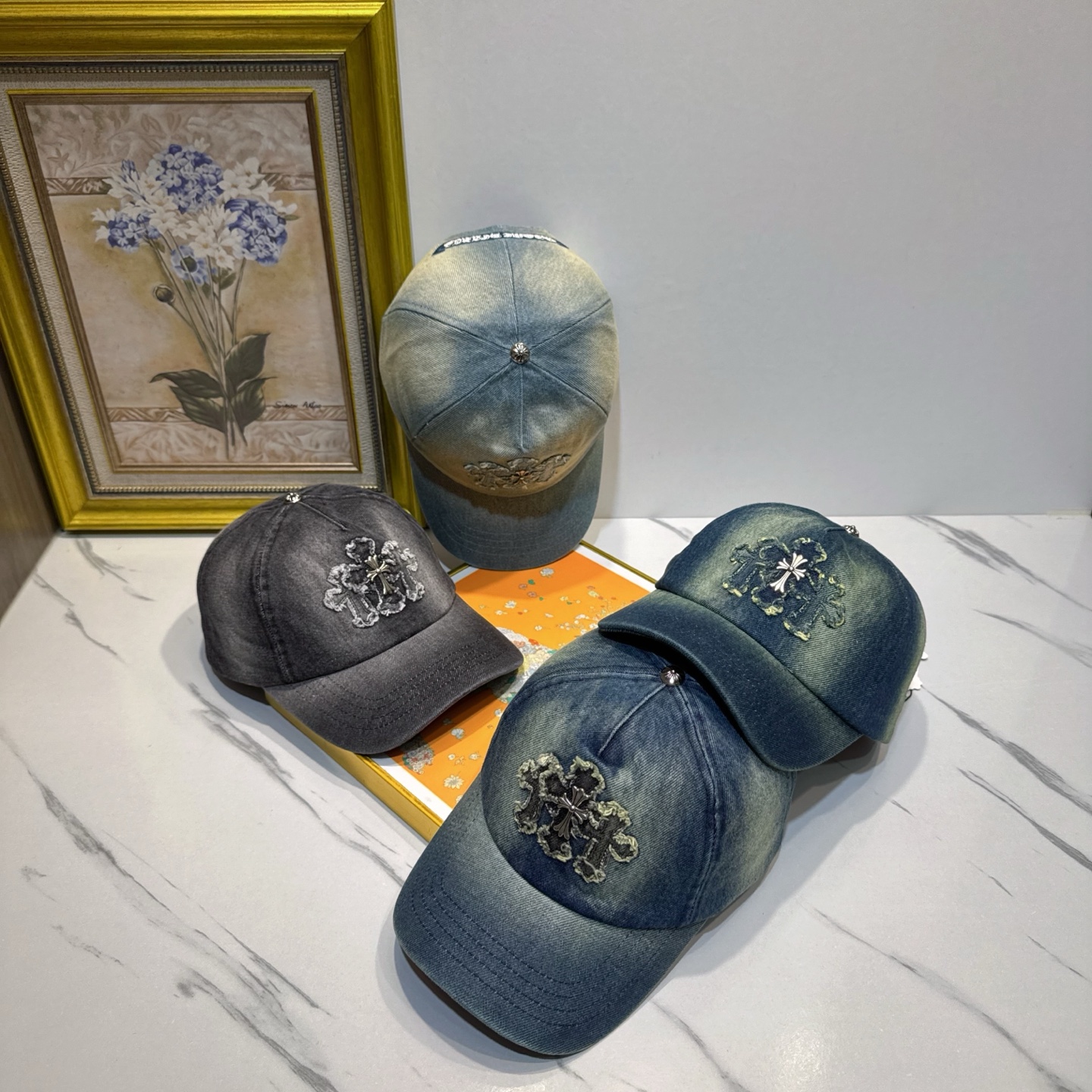劲爆春夏新款【克罗心】原单官网同款纯棉棒球帽🧢，全钢五金欧美重工手法，曰韩潮流，时尚大气，美女必入款❤️