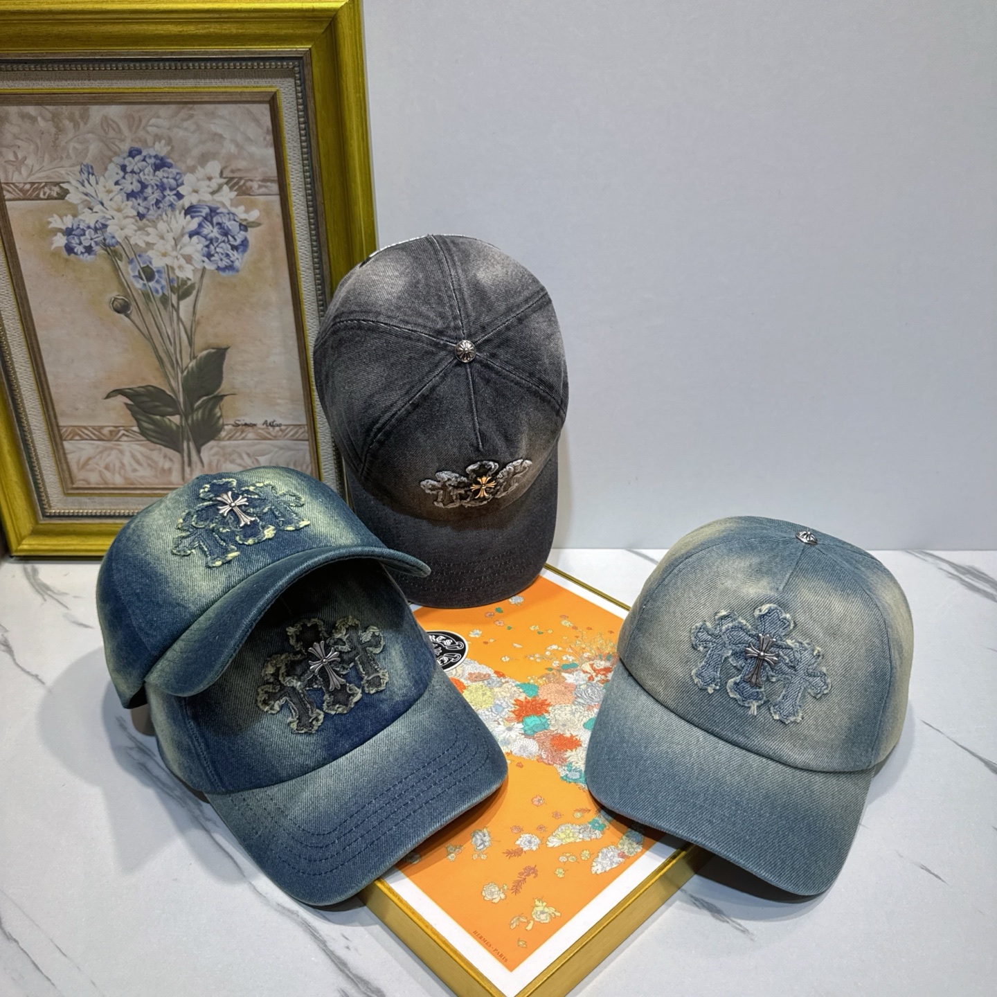 劲爆春夏新款【克罗心】原单官网同款纯棉棒球帽🧢，全钢五金欧美重工手法，曰韩潮流，时尚大气，美女必入款❤️