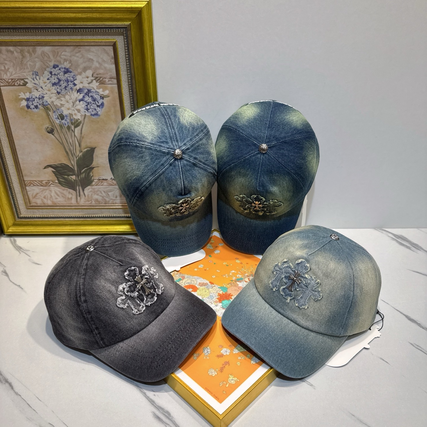 劲爆春夏新款【克罗心】原单官网同款纯棉棒球帽🧢，全钢五金欧美重工手法，曰韩潮流，时尚大气，美女必入款❤️