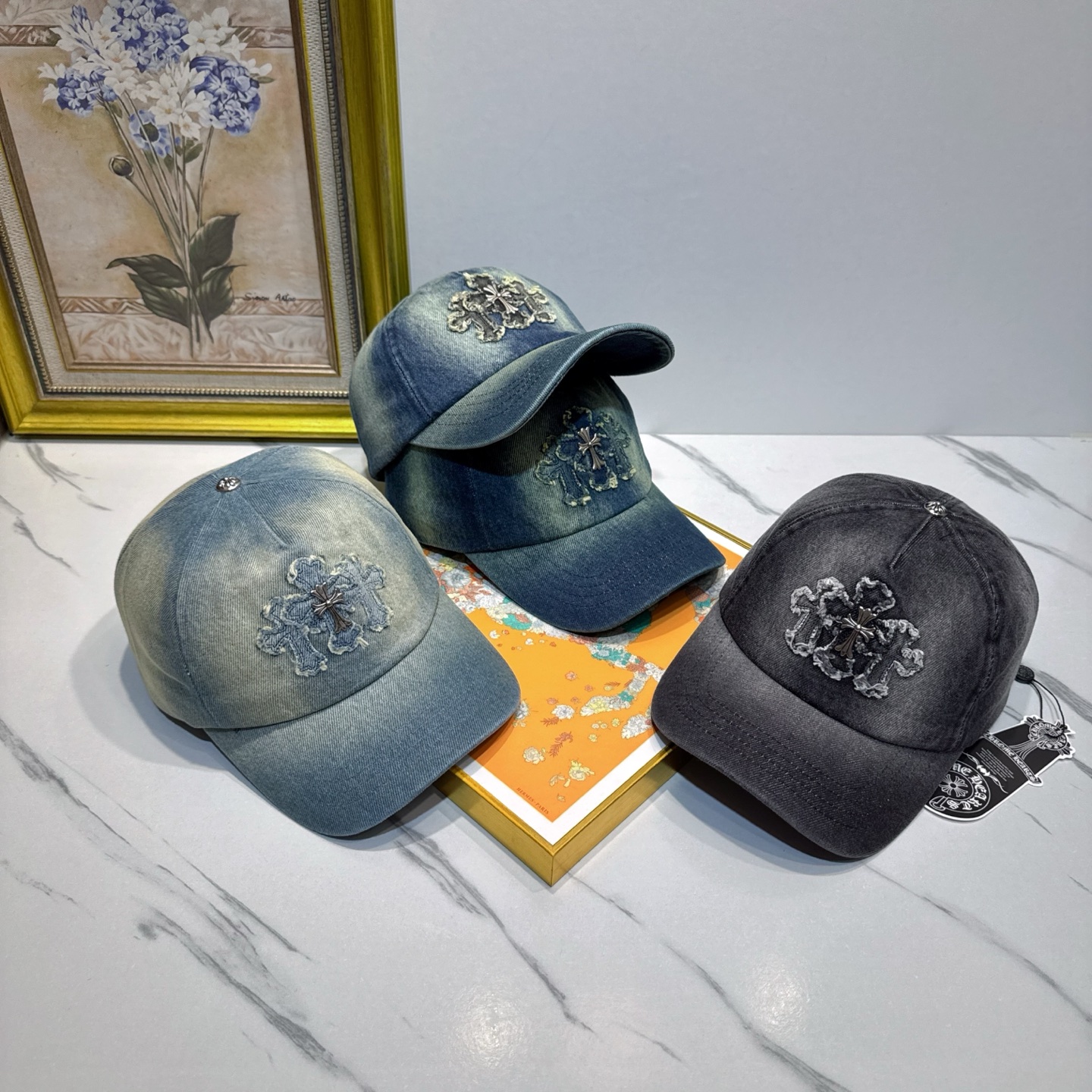 劲爆春夏新款【克罗心】原单官网同款纯棉棒球帽🧢，全钢五金欧美重工手法，曰韩潮流，时尚大气，美女必入款❤️