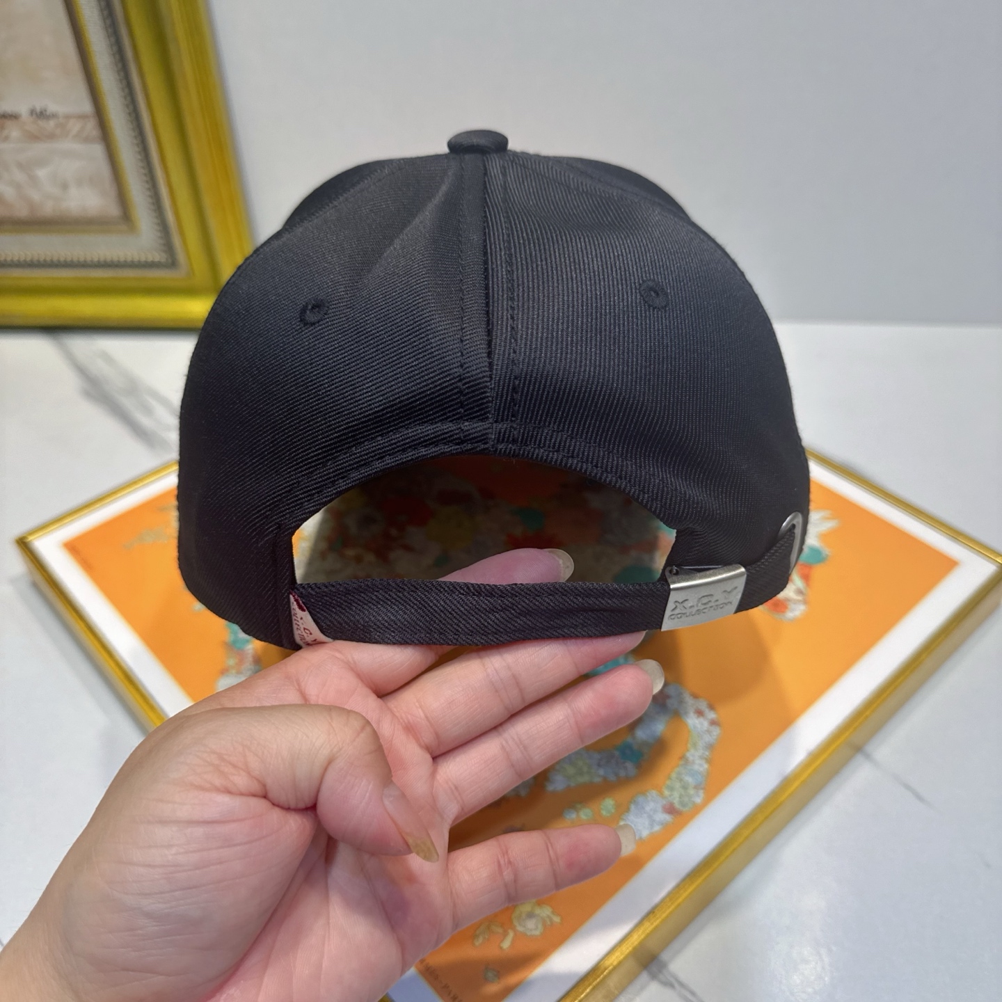 YSL圣罗兰.2026早春新款简约棒球帽，新款出货，大牌款超好搭配，赶紧入手！