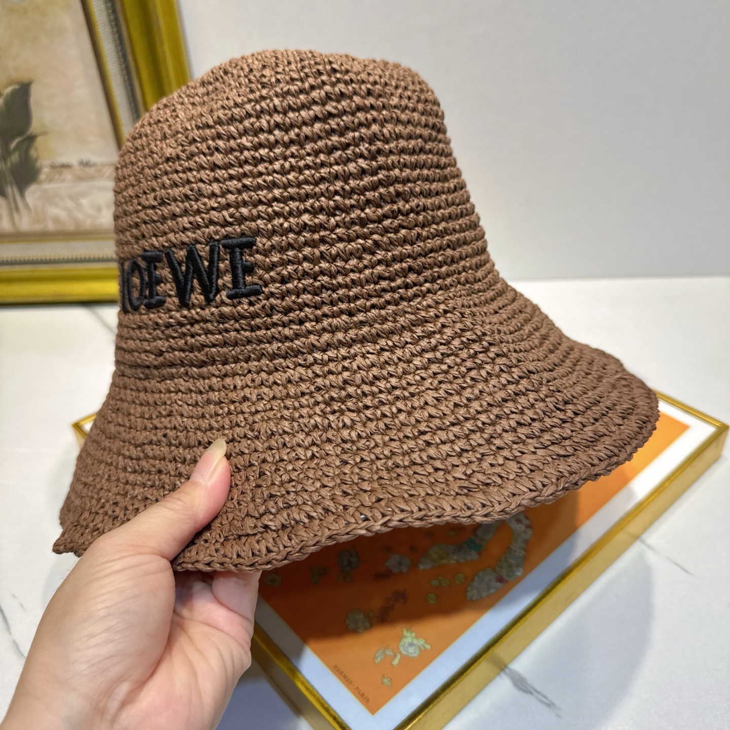 罗意威 新款LOEWE编织草帽，质感超好，外部线条定位标准，做工精细，简约大气低价走量！❤️❤️