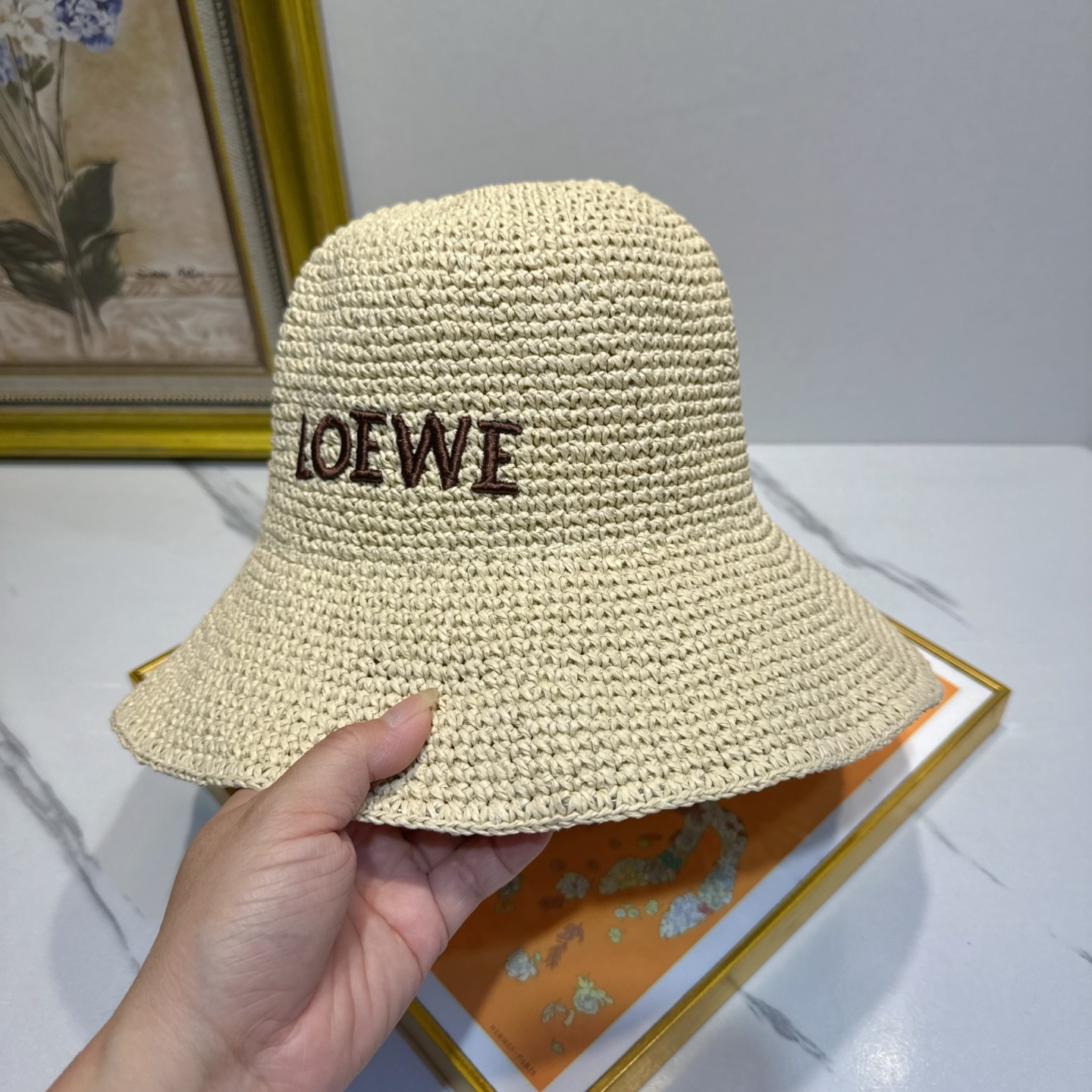 罗意威 新款LOEWE编织草帽，质感超好，外部线条定位标准，做工精细，简约大气低价走量！❤️❤️