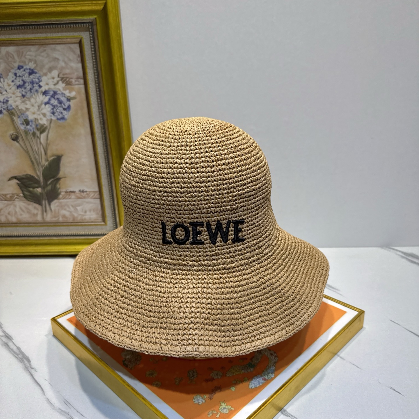 罗意威 新款LOEWE编织草帽，质感超好，外部线条定位标准，做工精细，简约大气低价走量！❤️❤️