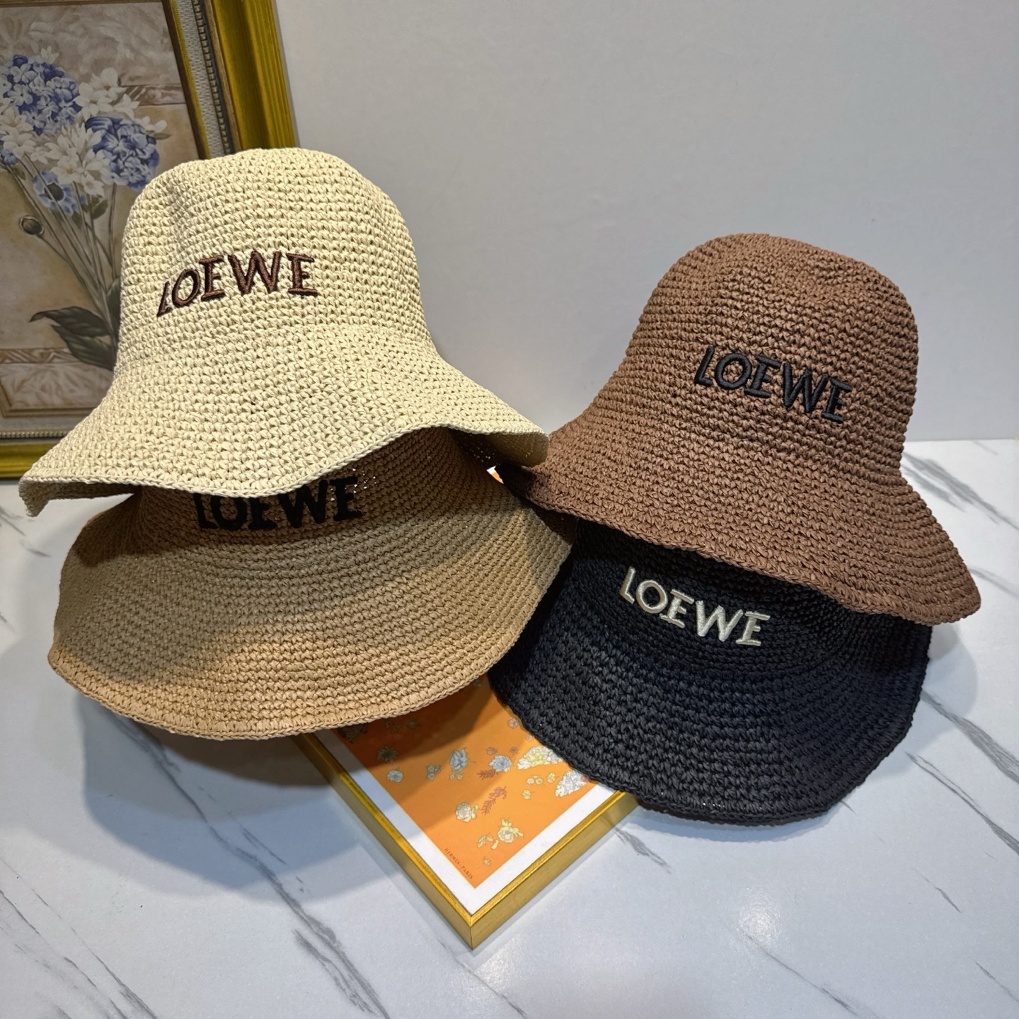罗意威 新款LOEWE编织草帽，质感超好，外部线条定位标准，做工精细，简约大气低价走量！❤️❤️