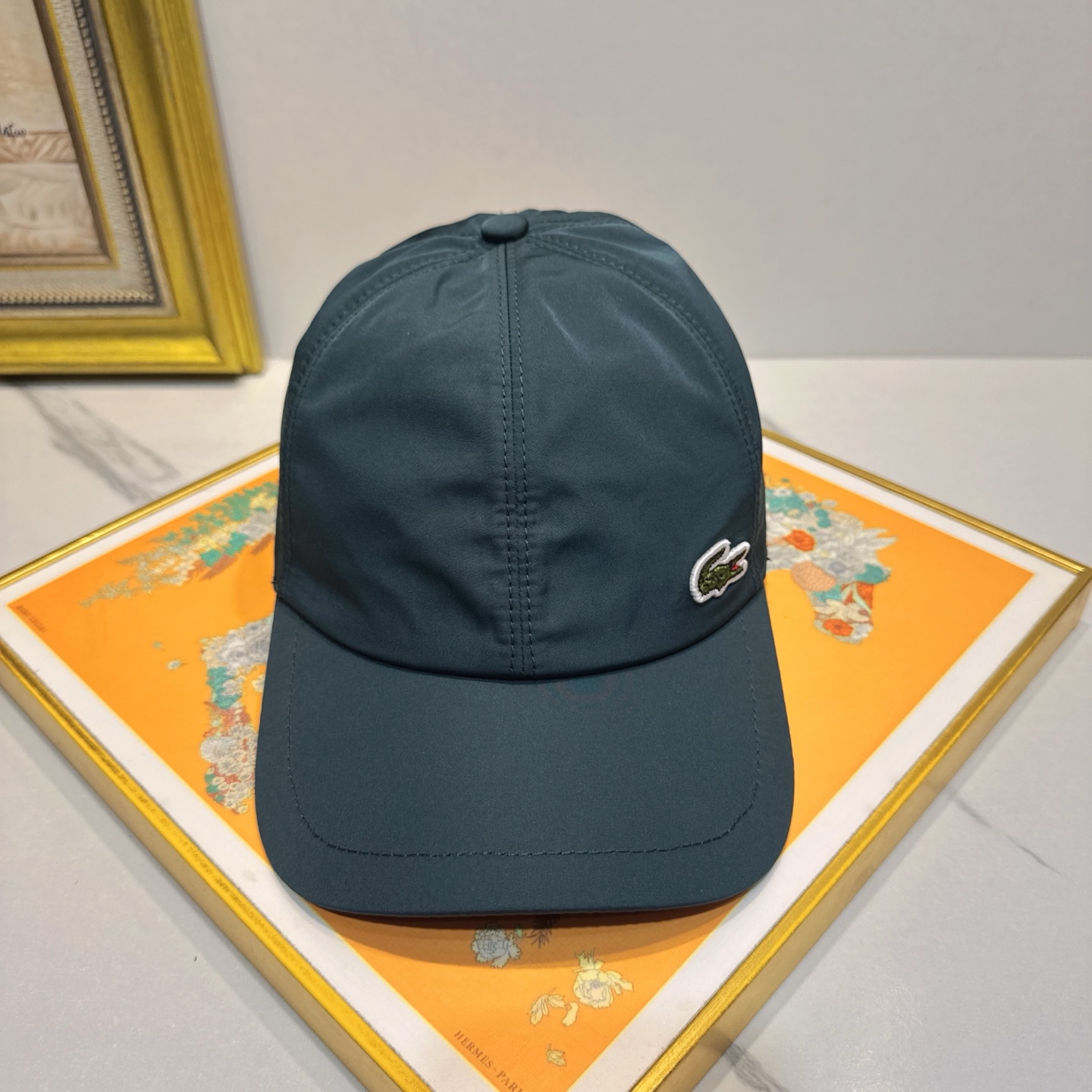 NO:883987,Crocodile's new baseball cap. The colors are so special ~ Multiple colors to choose from. Close your eyes and see. They are all white colors. Hats for men and women, straw hats, fisherman hats, baseball caps, hats, espadrilles, hats19860909鳄鱼新款棒球帽 颜色做的太特别了～多色选择 闭眼入 全是显白的颜色 男女同款帽子草帽渔夫帽棒球帽,帽子,espadrilles,hats,hat
