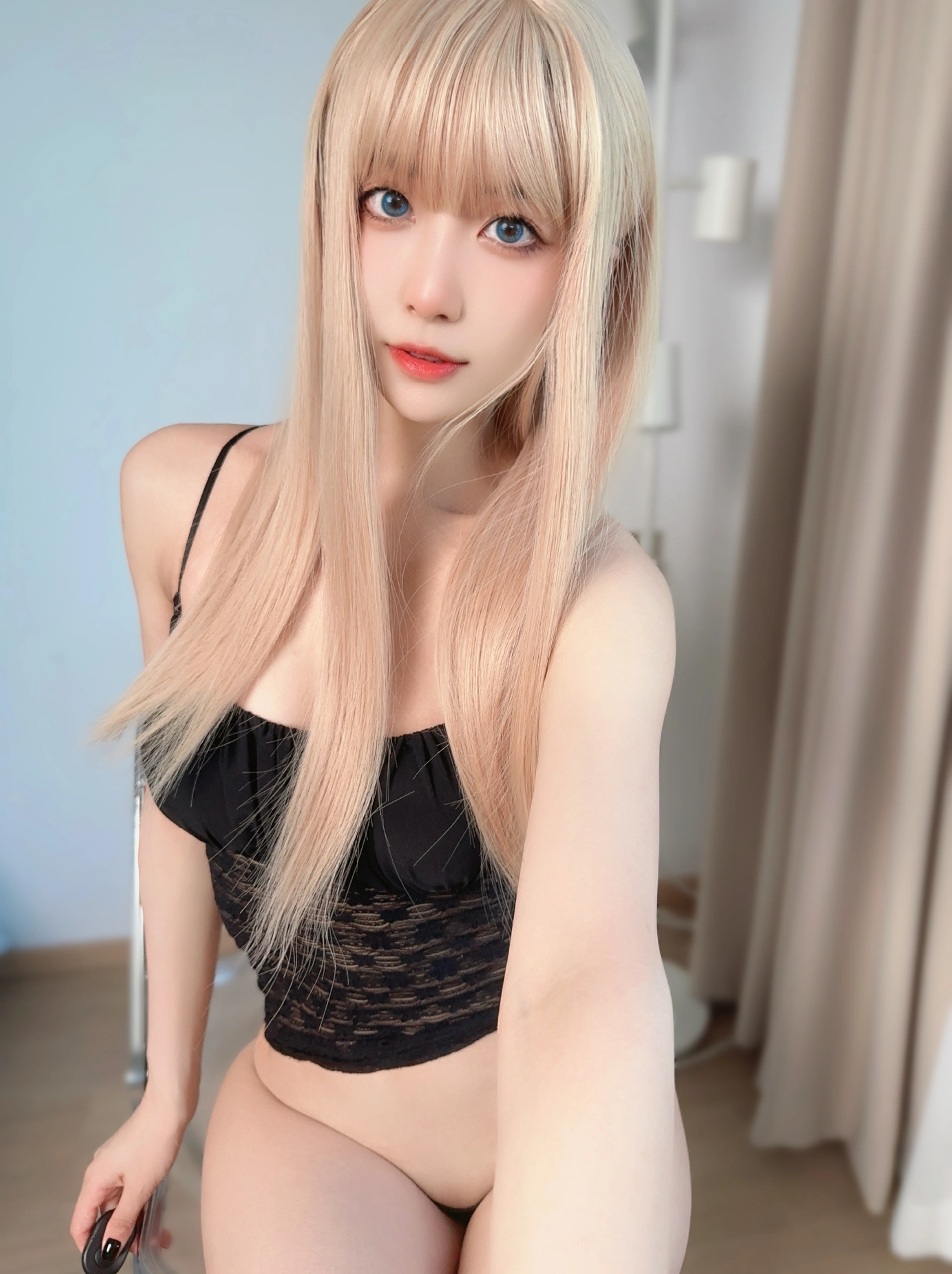 布丁大法 – NO.182 黑色吊带-品图吧