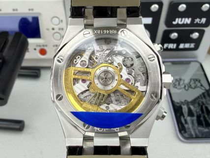 Audemars Piguet Royal Oak Offshore Chronograph 26240ST detail 6