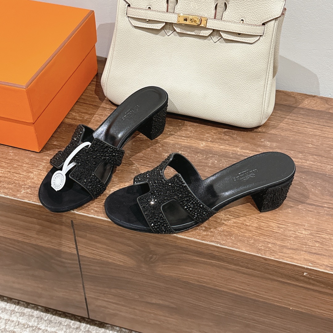 Hermes Oasis Heeled Sandals Embellished, Designer H-Cut Out Mule Slides 4 i1723667572 4037 0