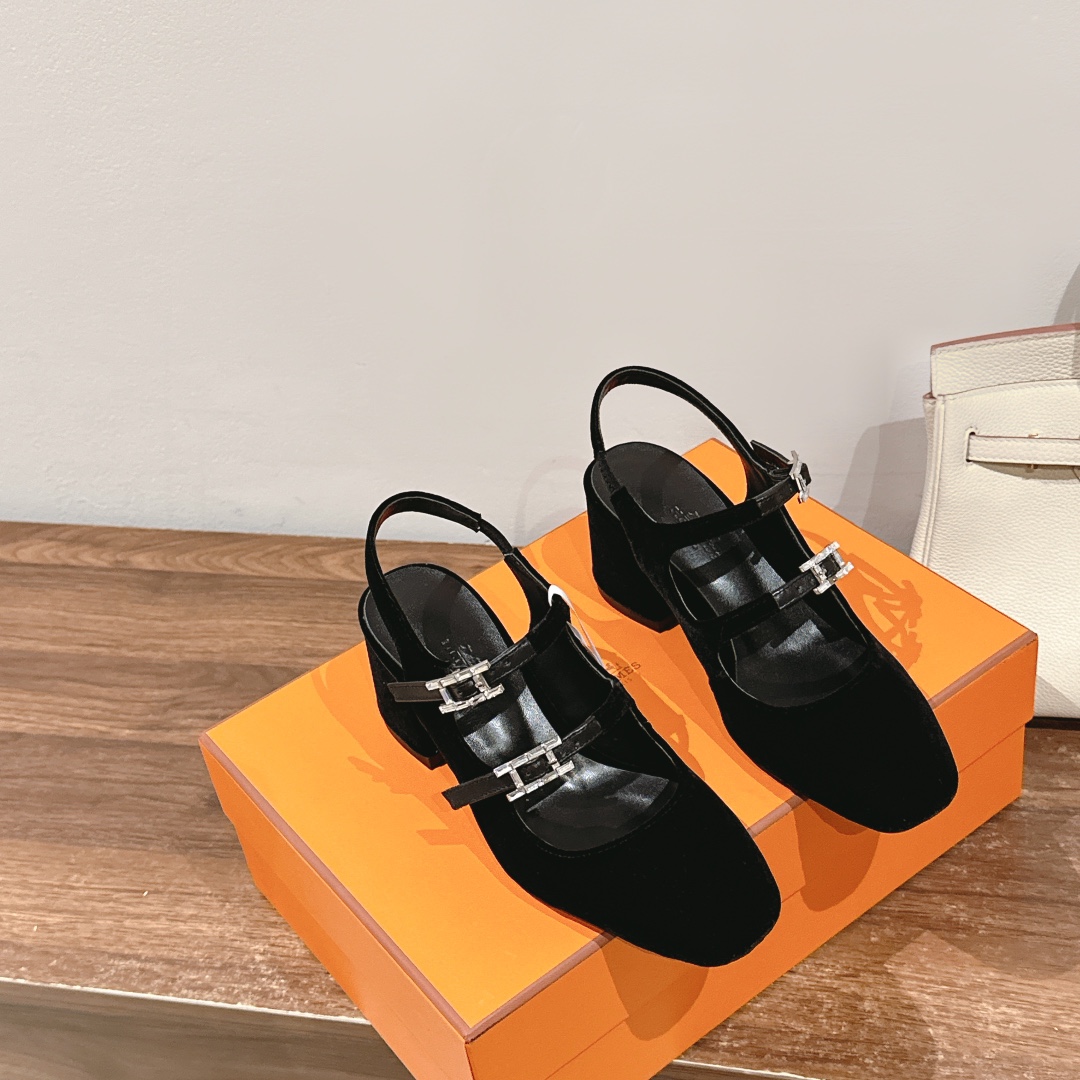 Hermès Shoe Collection crafted with premium materials and signature 4