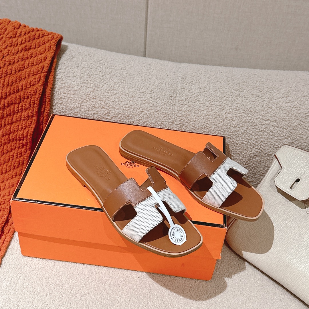Hermes Oran Sandal: Stylish, Comfortable, and Versatile - Limited Sizes Available 5 i1742983661 9651 1