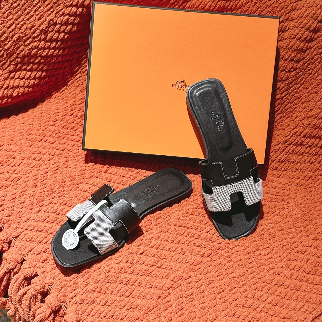 Hermes Oran Sandal: Stylish H-Design, Comfortable Velvet, Leather Sole 6 i1742983676 1991 7
