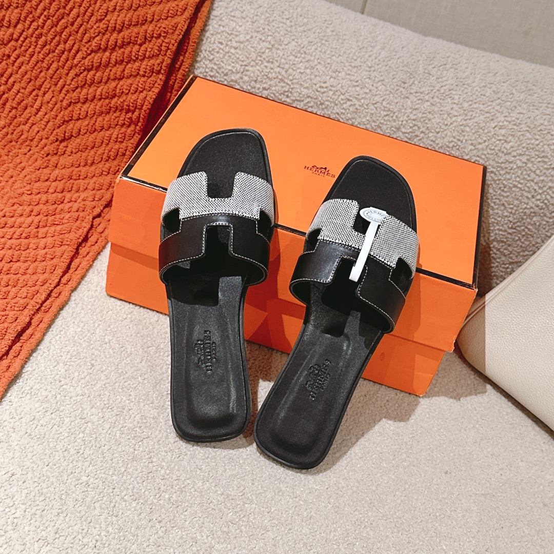 Hermes Oran Sandal: Stylish H-Design, Comfortable Velvet, Leather Sole 2 i1742983676 6134 6
