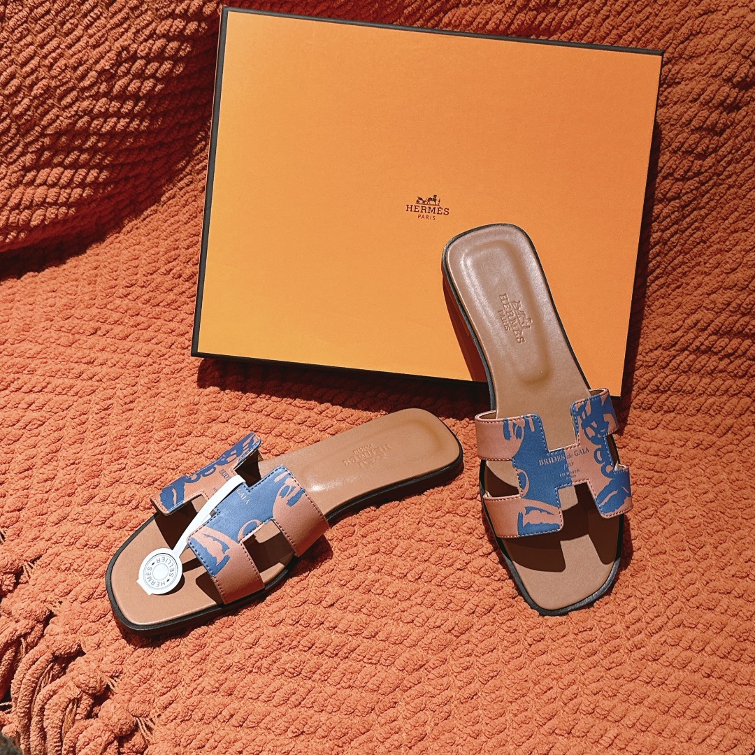 Hermes Oran Sandal: Stylish & Comfortable H-Design Slides for Women 6 i1742986267 4989 4