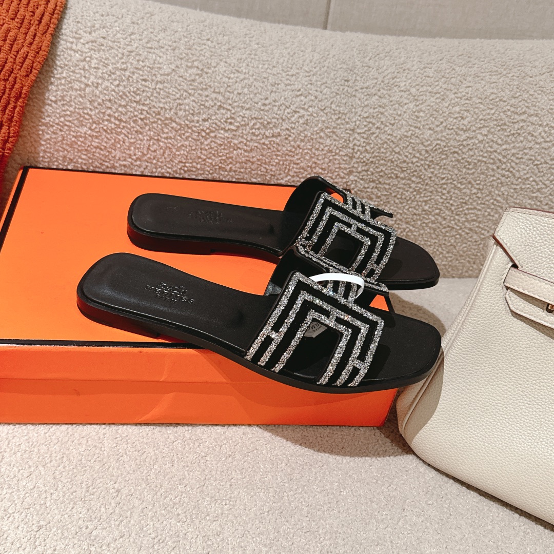 Hermes Oasis Sandal: Stylish Suede Slides with Sparkling Diamond Accents 5 i1746206480 8844 8