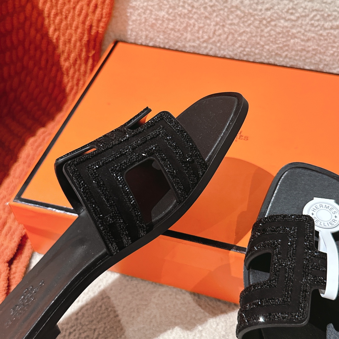 Hermes Oasis Sandal: Stylish Black Suede Slide with Rhinestone Detail 8 i1746206610 3046 1