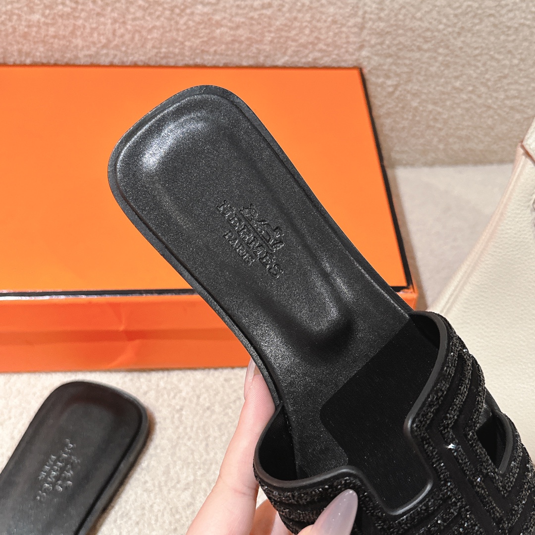Hermes Oasis Sandal: Stylish Black Suede Slide with Rhinestone Detail 9 i1746206610 4532 4