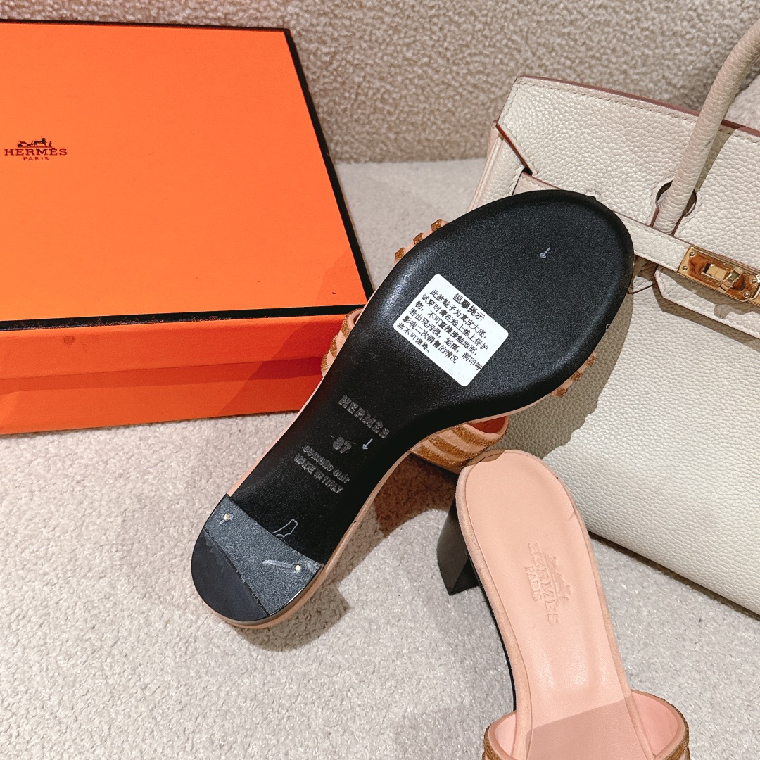 Hermes Oasis Sandal: Stylish, Versatile, and Comfortable 5cm Heel Height 10 i1746206860 8229 7