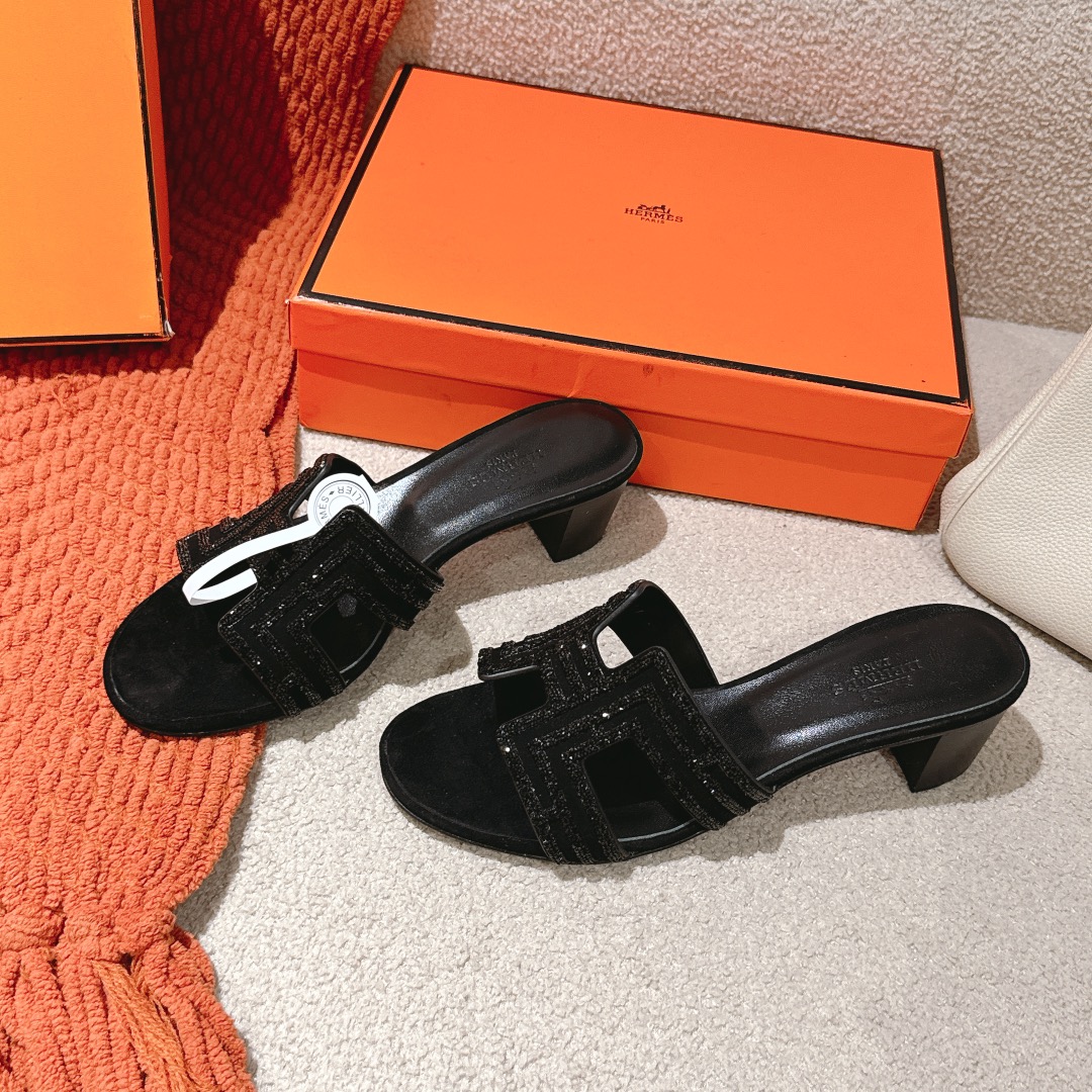 Hermes Oasis Heeled Sandals: Stylish & Comfortable, Suede & Leather, 5cm Heel 4 i1746206876 6399 5