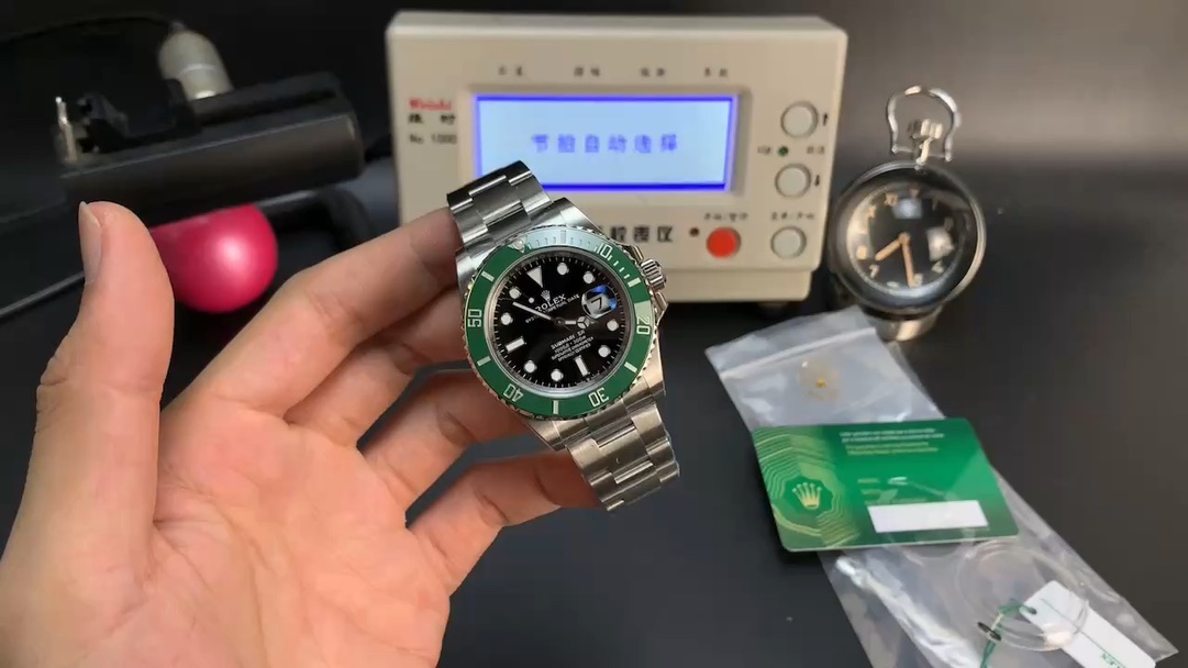 Super Clone Submariner Kermit VS Factory