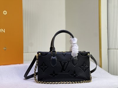 Louis Vuitton LV Onthego Handbags Tote Bags Empreinte​ T Monogram Chains M23640