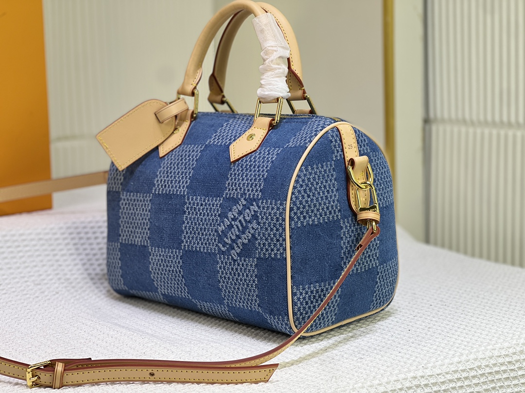 独实家拍 N40700蓝 harrell Williams 以 Damier Denim 3D 棉质帆布