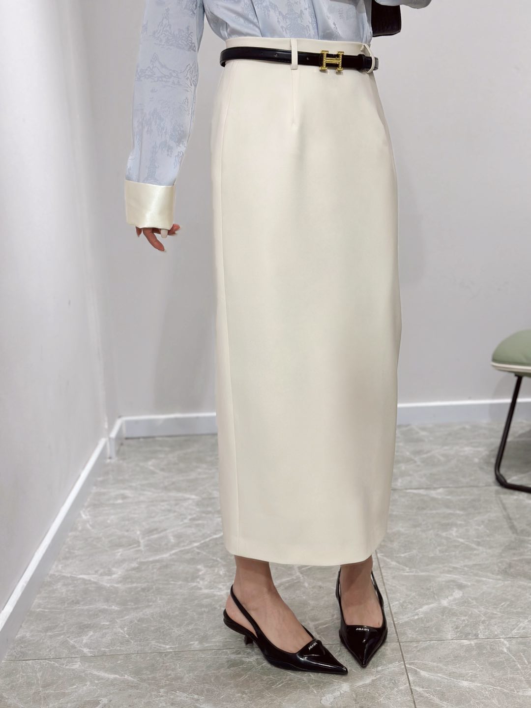 2025 Spring High-Quality Female Suit with New Belt, Various Sizes and Colors - 图片 3