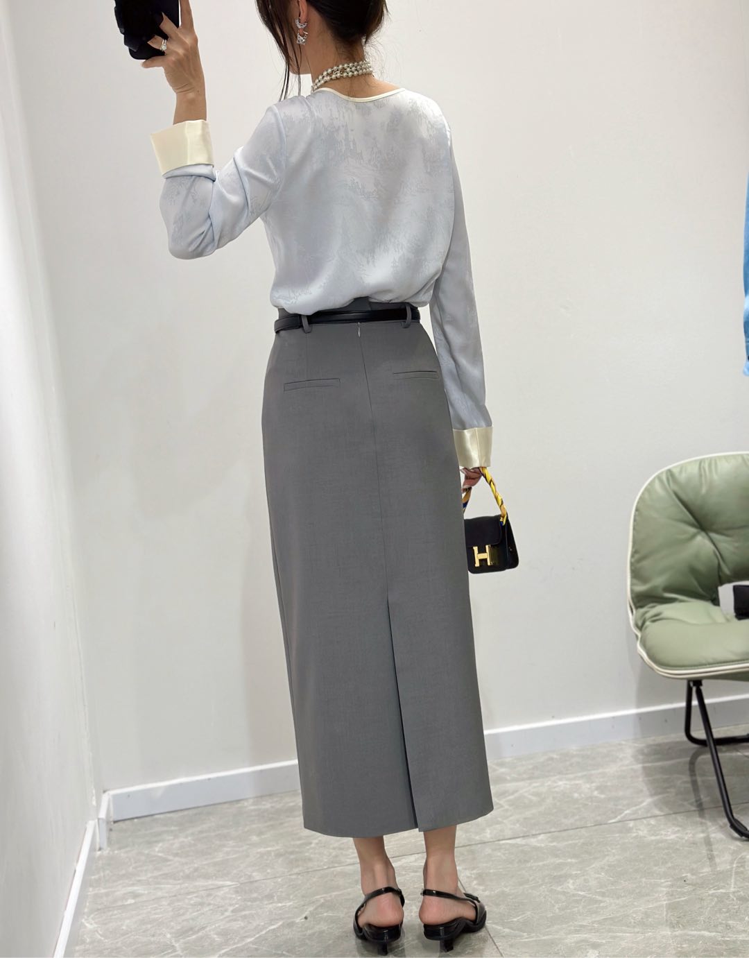2025 Spring Women’s Suit with Horse Belt, High-End Quality, 5 Colors, Various Sizes. - 图片 3