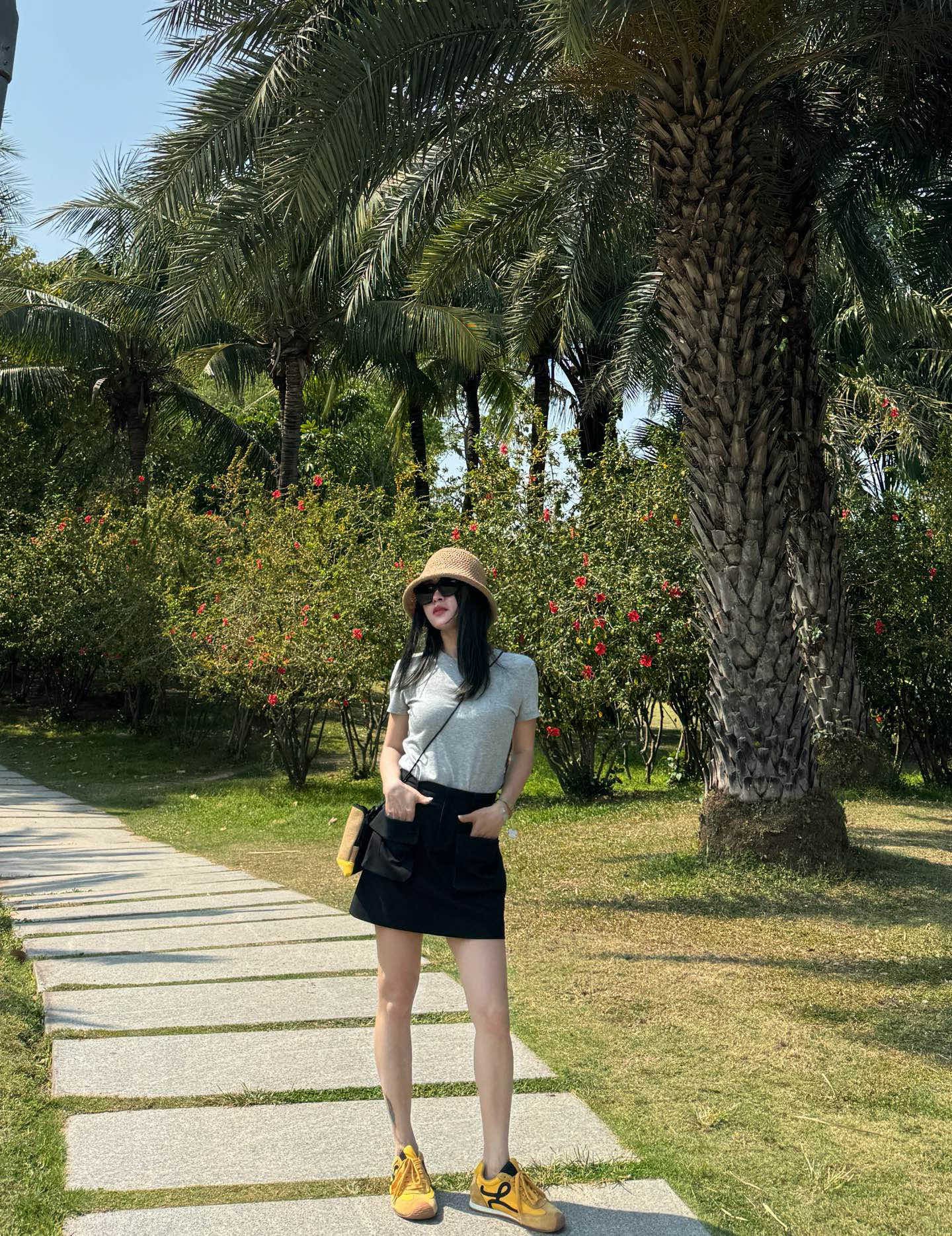 YSL 25 Summer Season Female Suit with High-end Quality and Big Pocket Skirts - 图片 4
