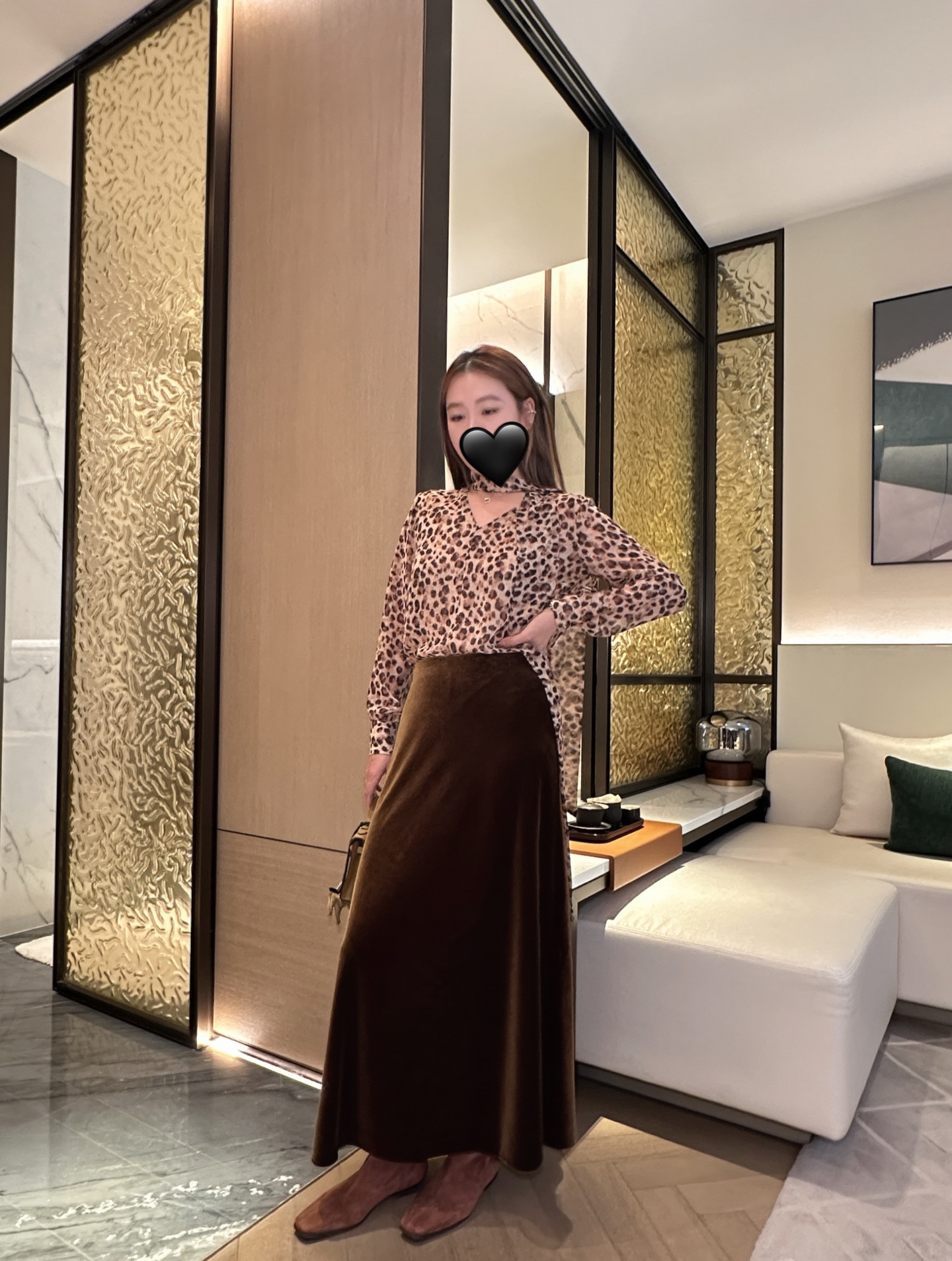 Elegant Velvet Midi Skirt - Elastic Waist, Bias Cut, Perfect for Everyday Wear 7 i1756252762035 6667 0 9
