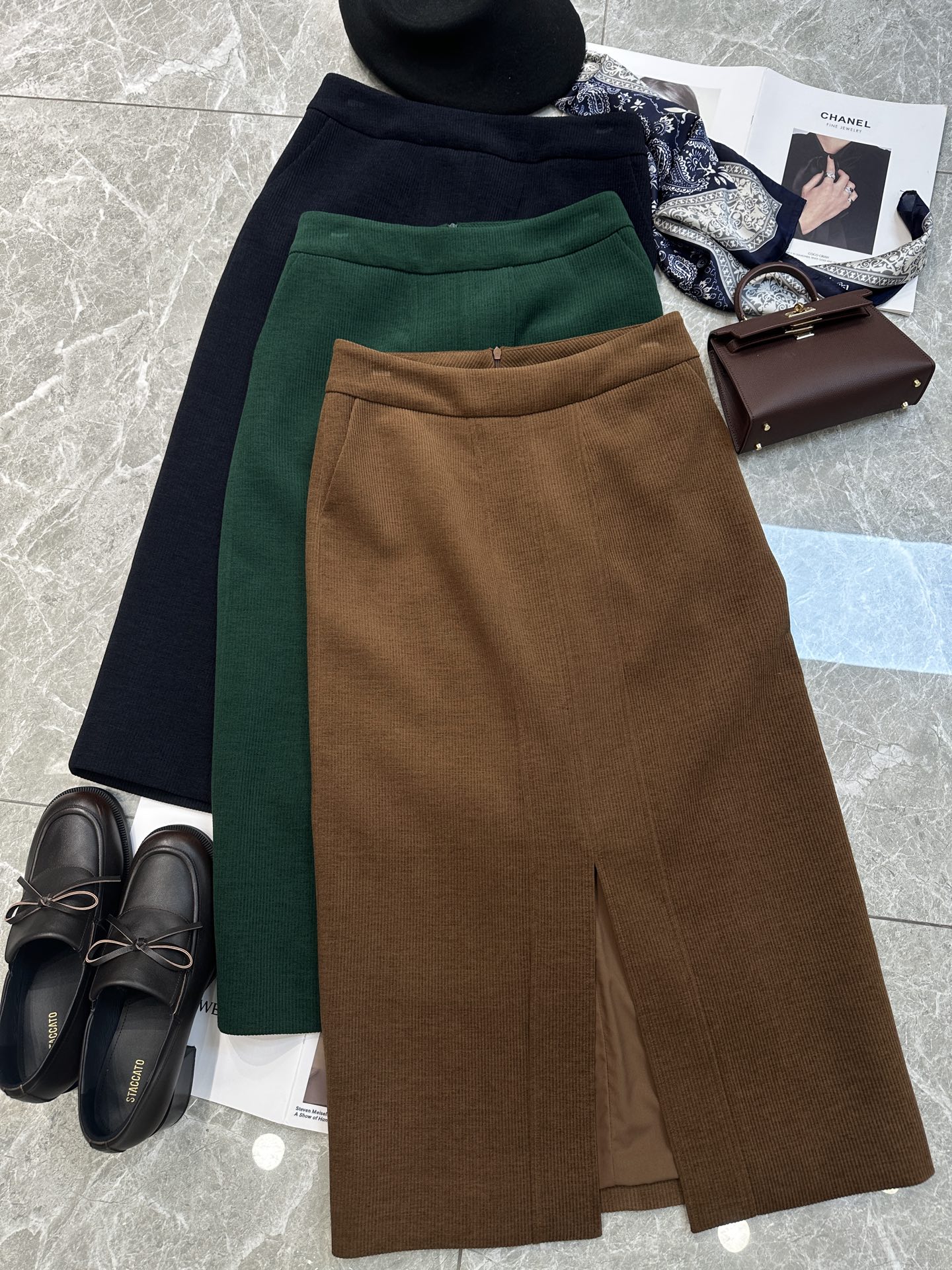 Elegant High-Waist Midi Skirt with Slit - Versatile & Comfortable 1 i1757222266295 856 0 0