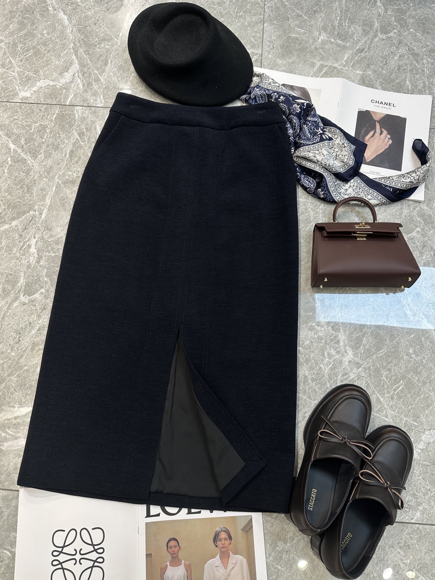 Elegant High-Waist Midi Skirt with Slit - Versatile & Comfortable 3 i1757222269787 7951 0 2