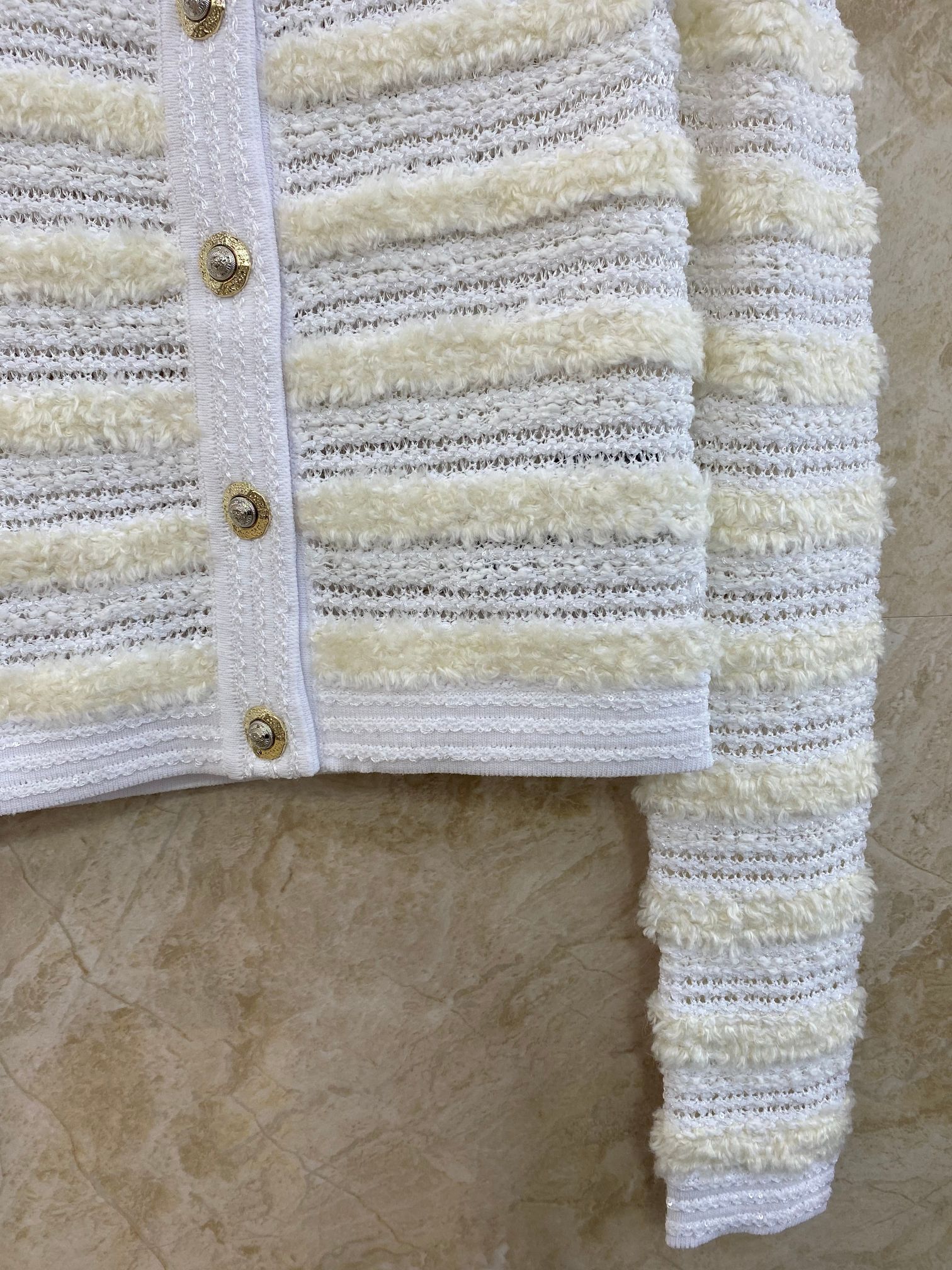 BALAMI Women's Knitted Cardigan with Applique and Gold Button Details 6 a1756353881914 7244