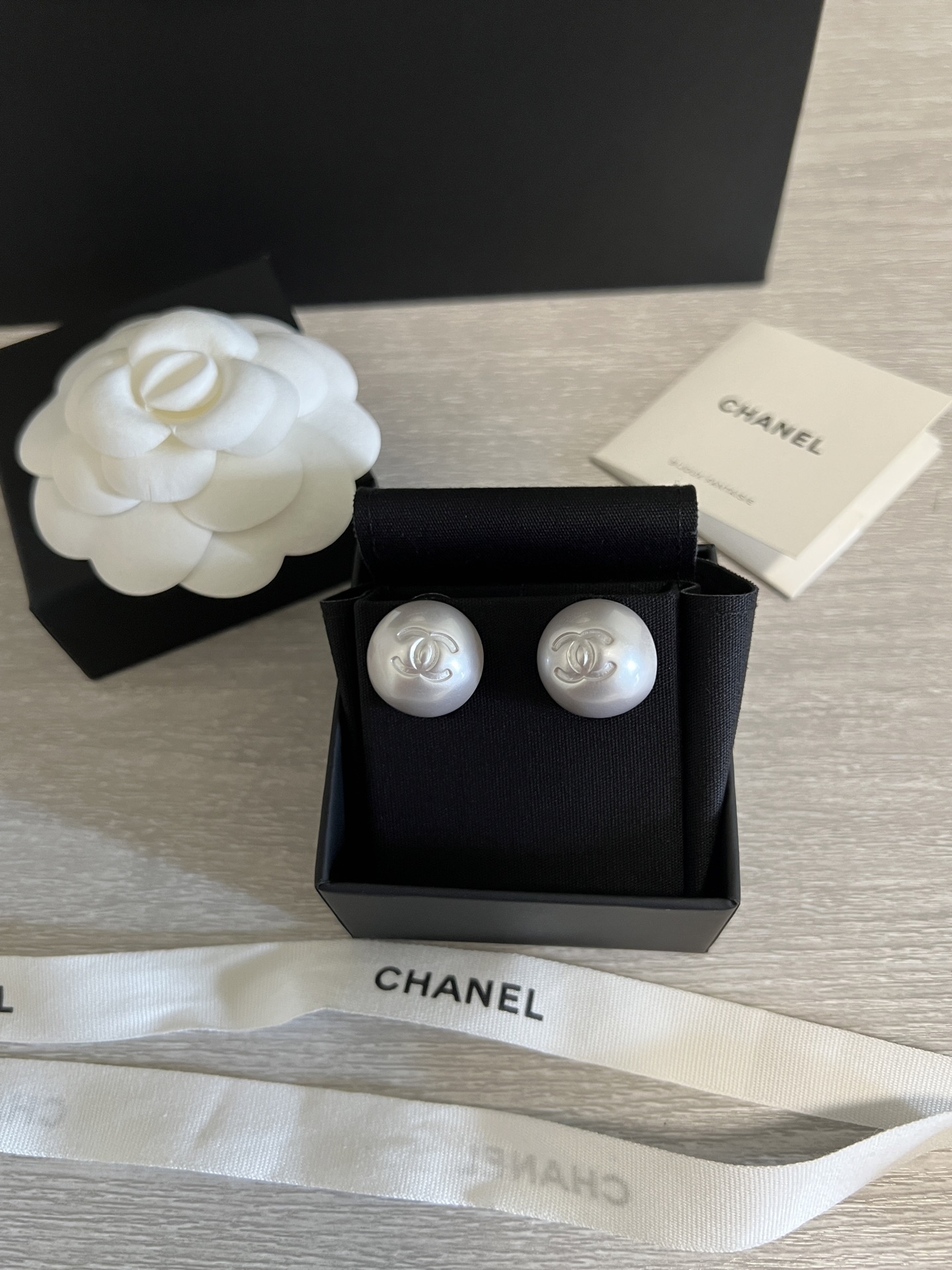 CHANEL Earrings Pearl Round Double C Small