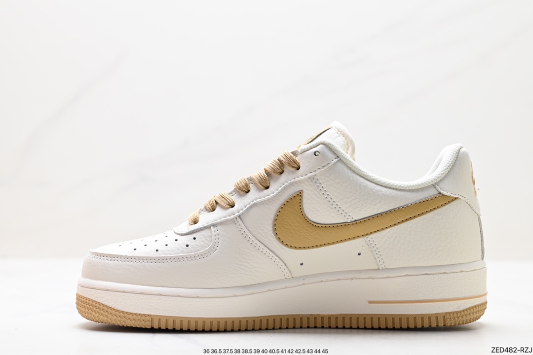 Air Force 1 '07 LV8 SU2305-010