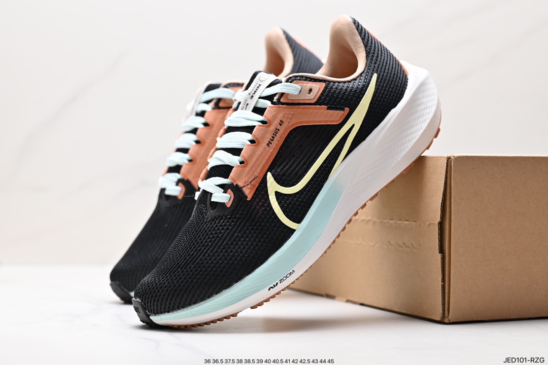 150 Nike  Zoom Pegasus 登月40代系列 网面透气缓震疾速跑鞋  FQ6852-081