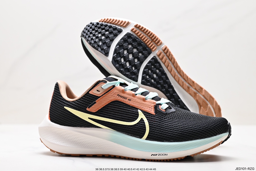 150 Nike  Zoom Pegasus 登月40代系列 网面透气缓震疾速跑鞋  FQ6852-081