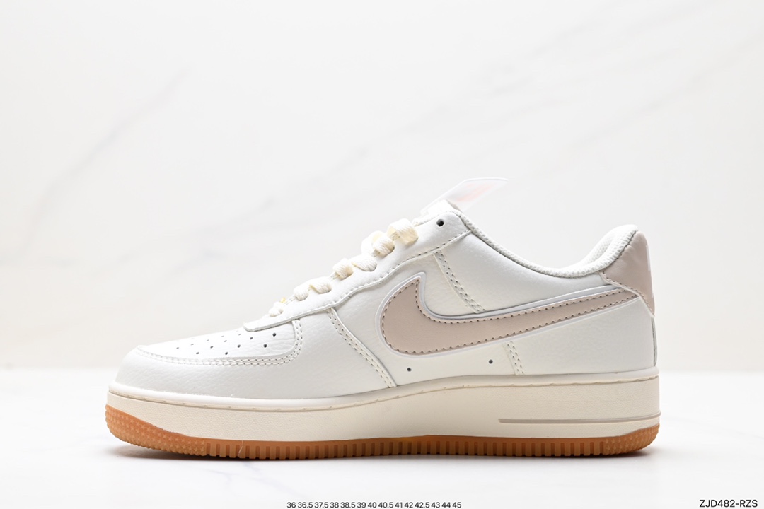 240 Air Force 1 ‘07 Low  WA0531-305