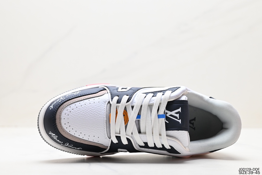 180 全新LV路易威登Louis Vuitton Trainer Sneaker Low休闲运动文化百搭板鞋