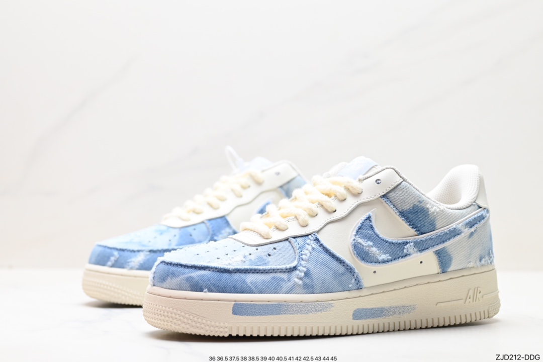 240 Air Force 1 ‘07 Low  CW1888-611