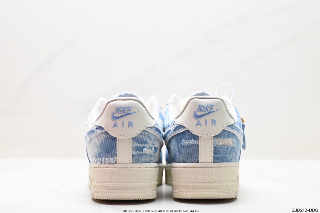 240 Air Force 1 ‘07 Low  CW1888-611