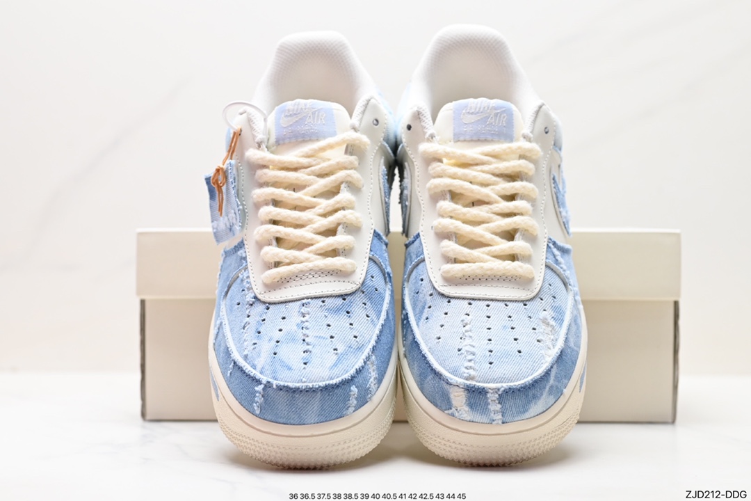 240 Air Force 1 ‘07 Low  CW1888-611