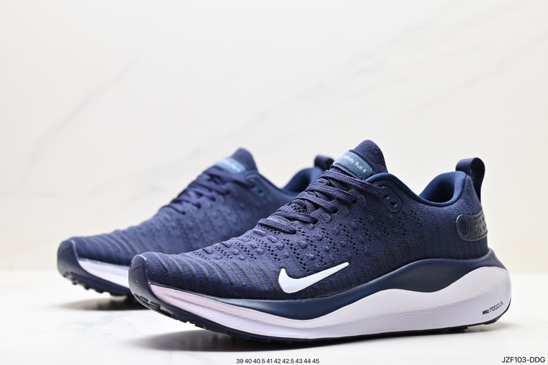 145 耐克NIKE ZOOMX INVINCIBLE RUN FK4 马拉松 轻量休闲运动慢跑鞋 DR2660-400